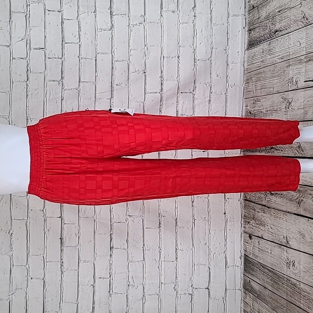 Callahan Silky Flowy Cupro High Rise Wide Leg Pull On Carmen Pant in Red - NWT